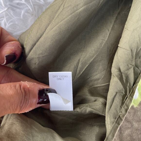 Banana Republic Petite Skirt Women Sz 10P gently used - Picture 10 of 10